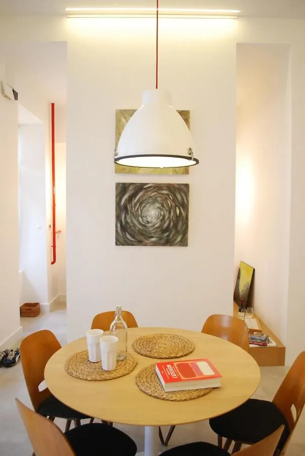 Stylish Studios Apartment In The City Center With Air Conditioning Budapest